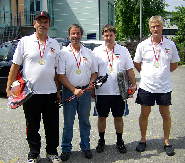 1. Rang: Schiri Team Bezirk Unterland Ost 